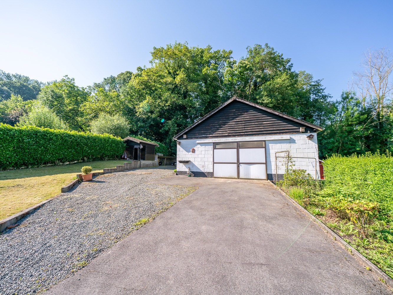 Woning met loods op gegeerde locatie 