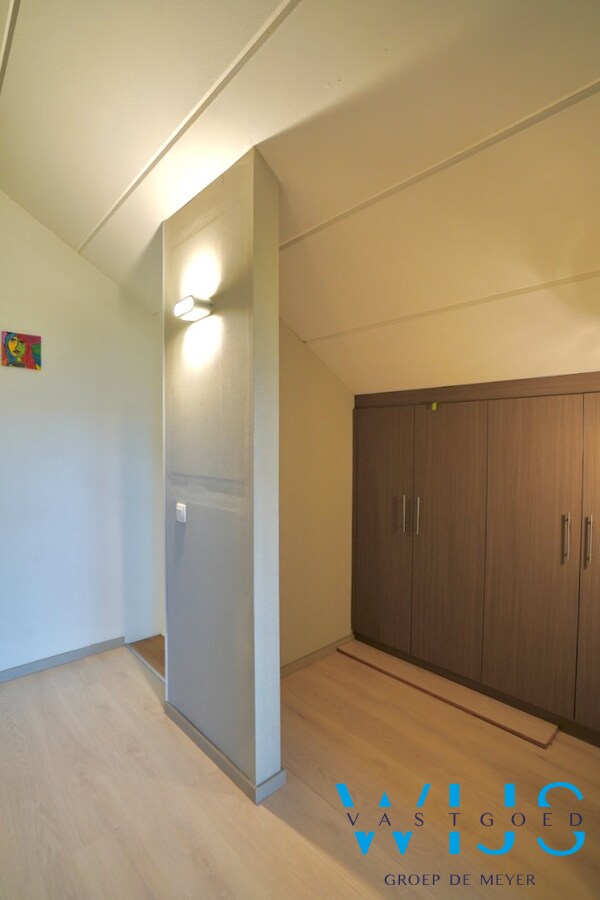 Unieke architecturale woning met heerlijke tuin in Watervliet 