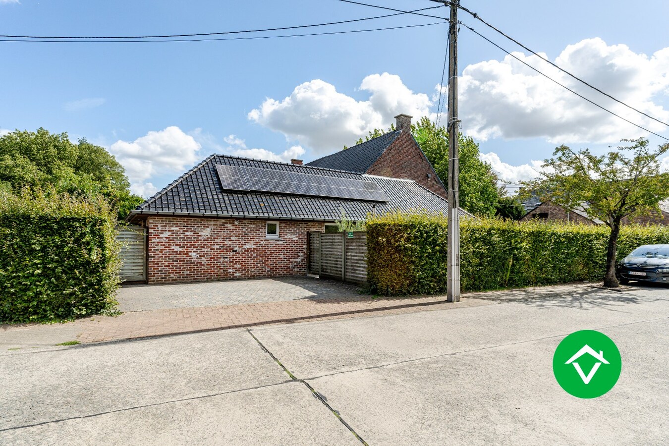 Ruime halfopen bebouwing met 4 slaapkamers en ruime tuin! 