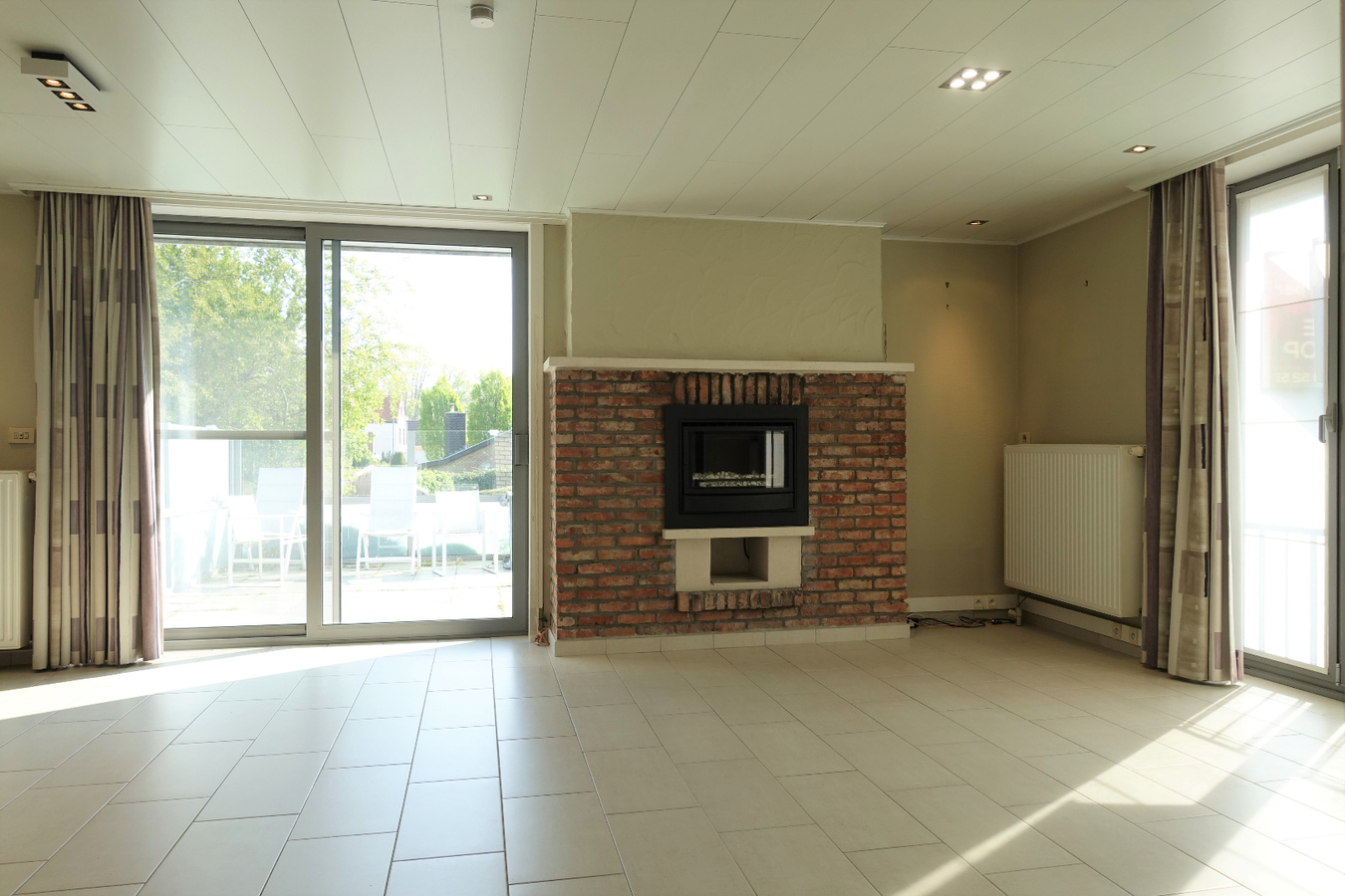 Uitzonderlijke villa in doodlopende straat te Varsenare 