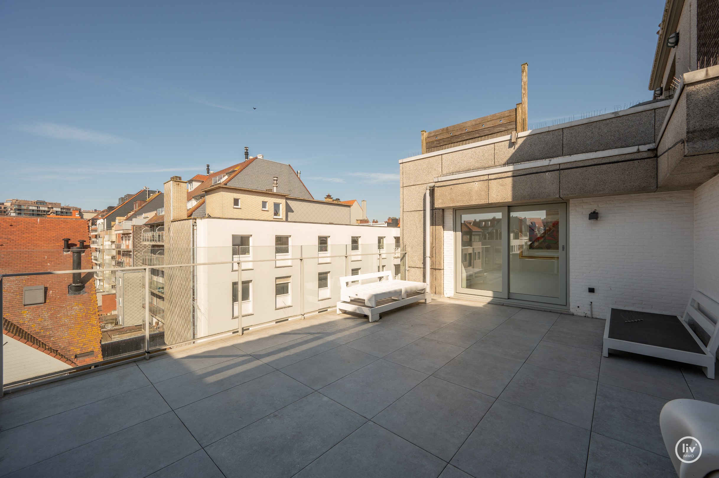 Volledig afgewerkt Hoekappartement + studio centraal gelegen in Knokke 