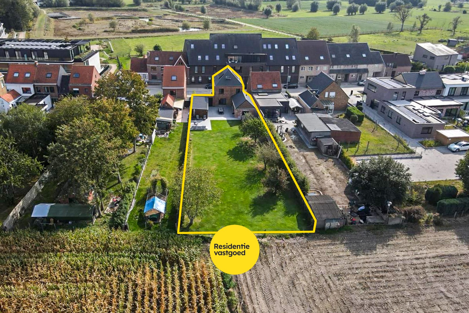 Volledig gerenoveerde alleenstaande woning op toplocatie in Zedelgem 