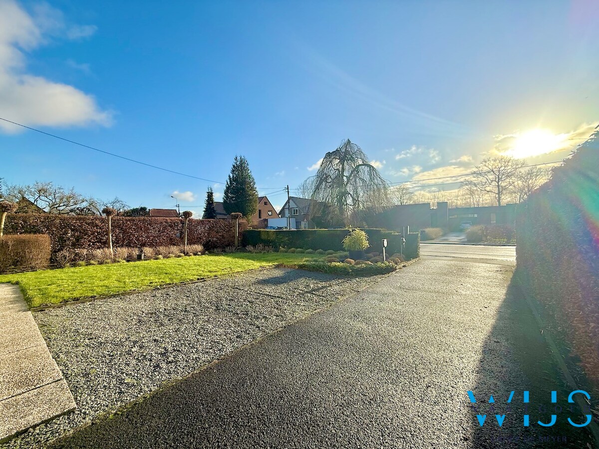 Vrijstaand woonhuis op 528m² te Kluizen ! 