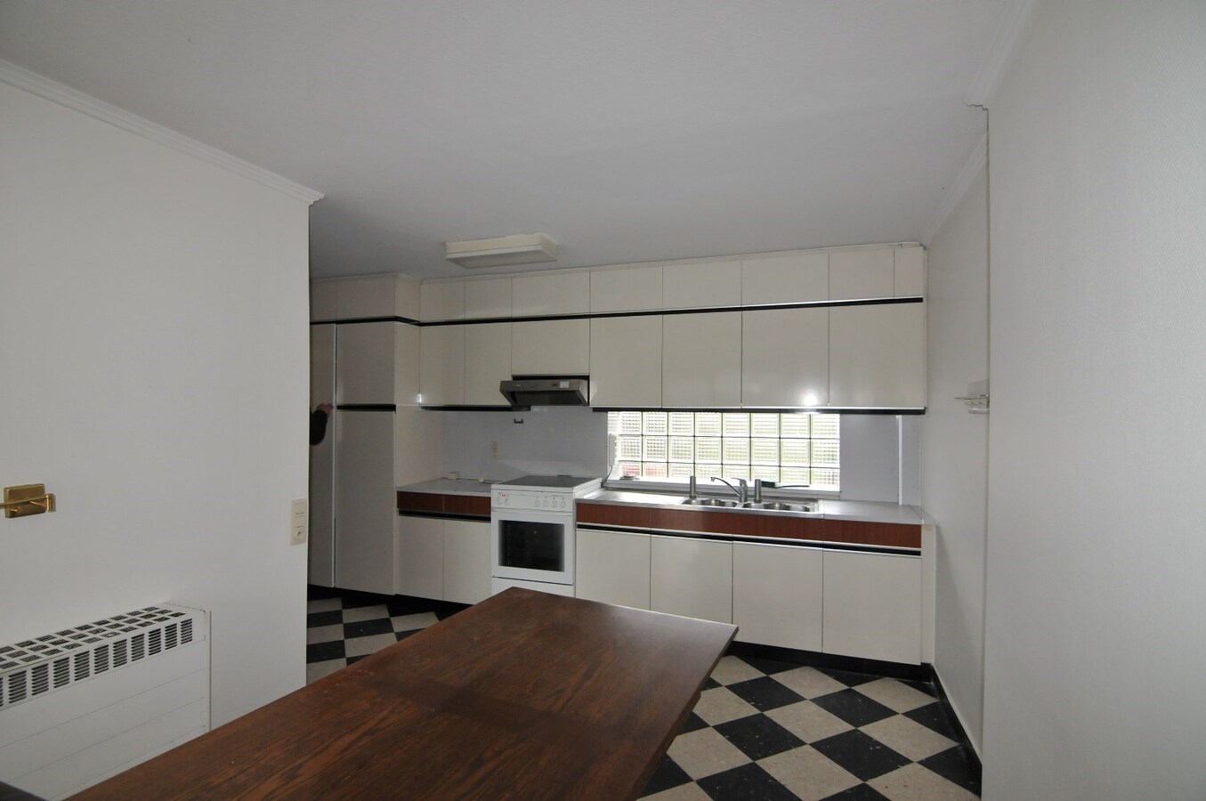 Woning 3 slaapkamers en garage 