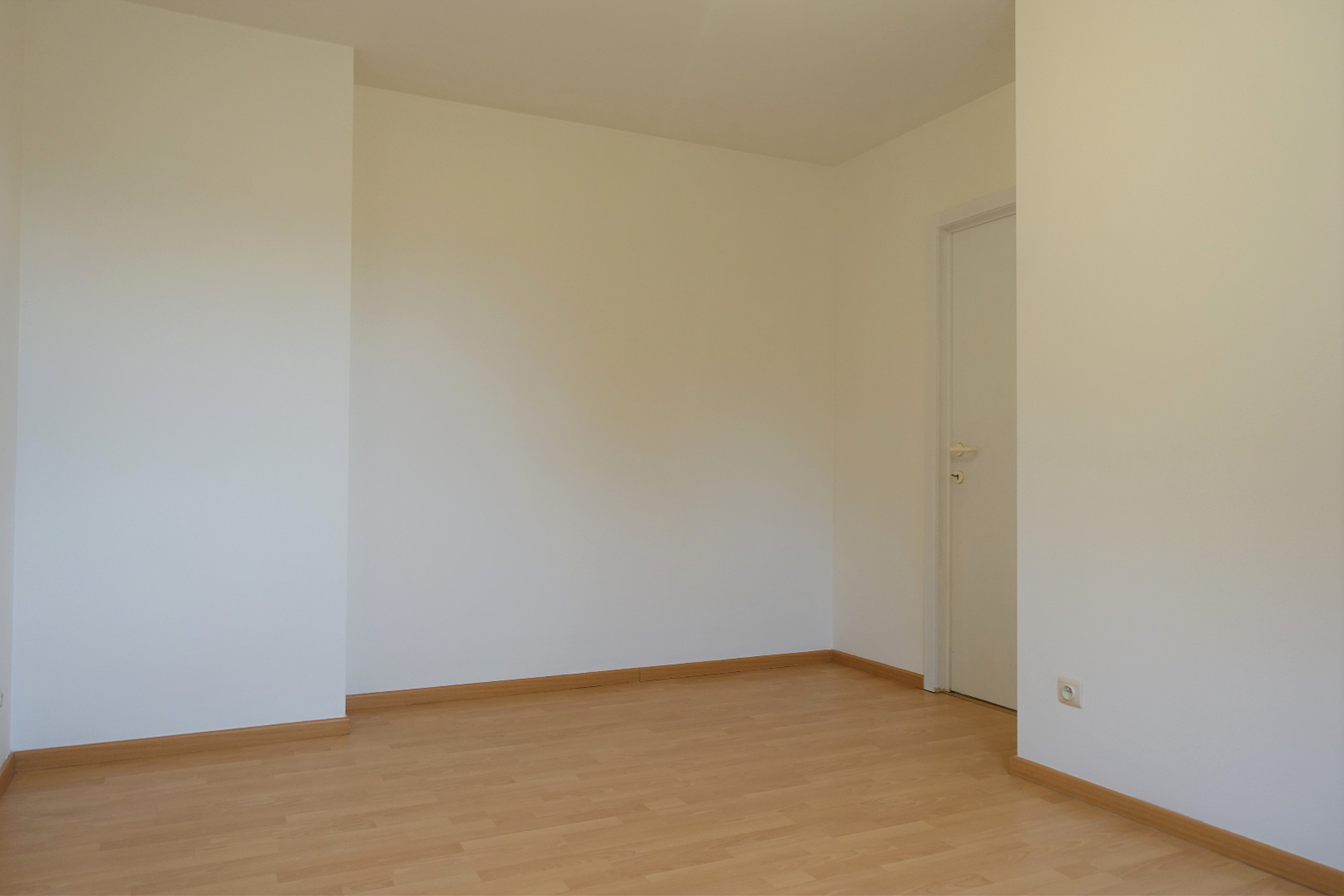 Lichtrijk duplex-appartement met 2 terrassen in het centrum 