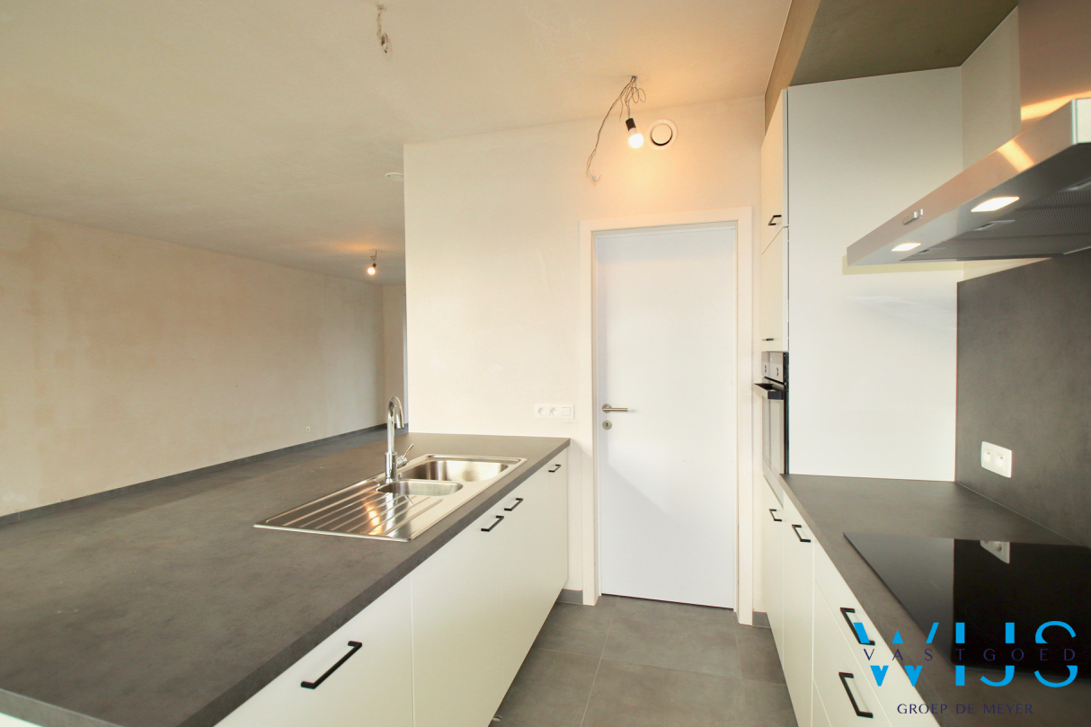 Tijdloze nieuwbouw met 4 slaapkamers te ERTVELDE ! 