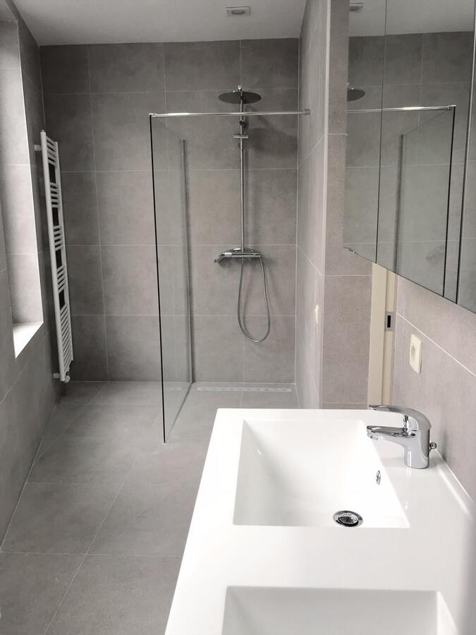 MAGNIFIEK COMPLEET GERENOVEERDE OUD HERENWONING TE BLANKENBERGE 