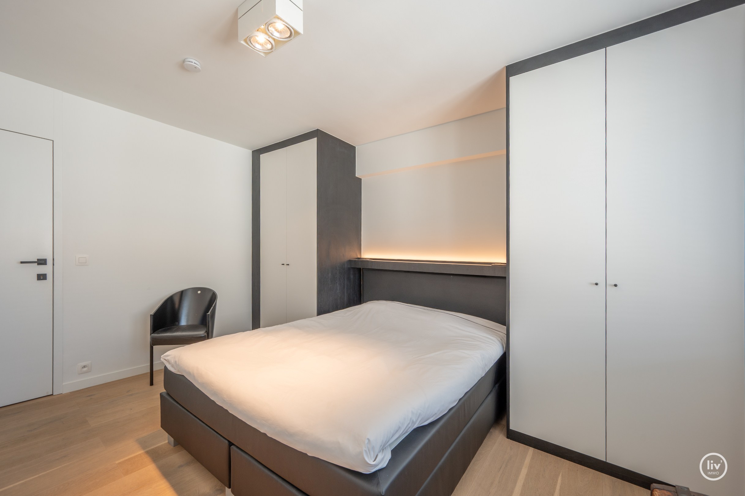 Volledig afgewerkt Hoekappartement + studio centraal gelegen in Knokke 