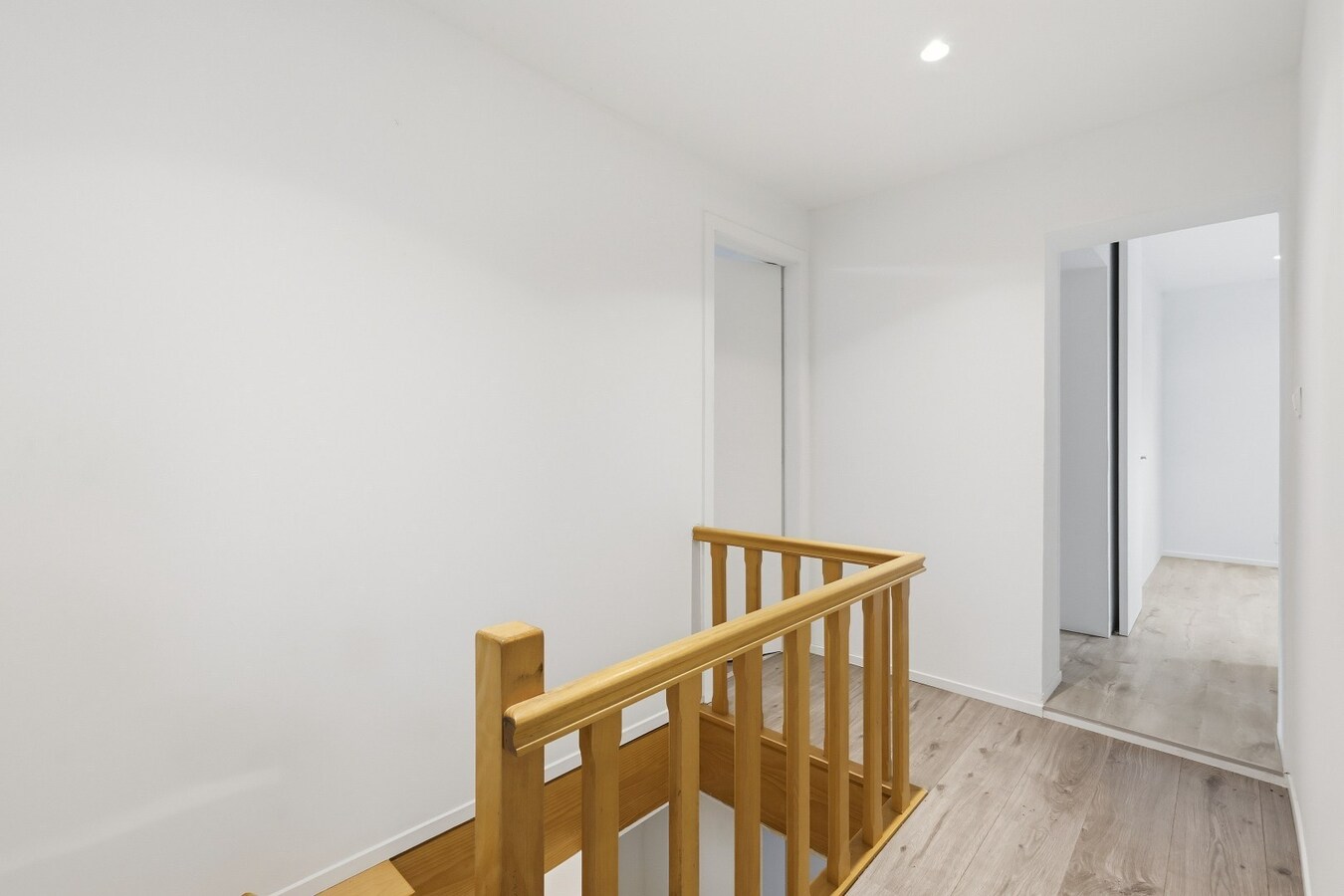 Alleenstaande woning met 4 slaapkamers in Merkem! 