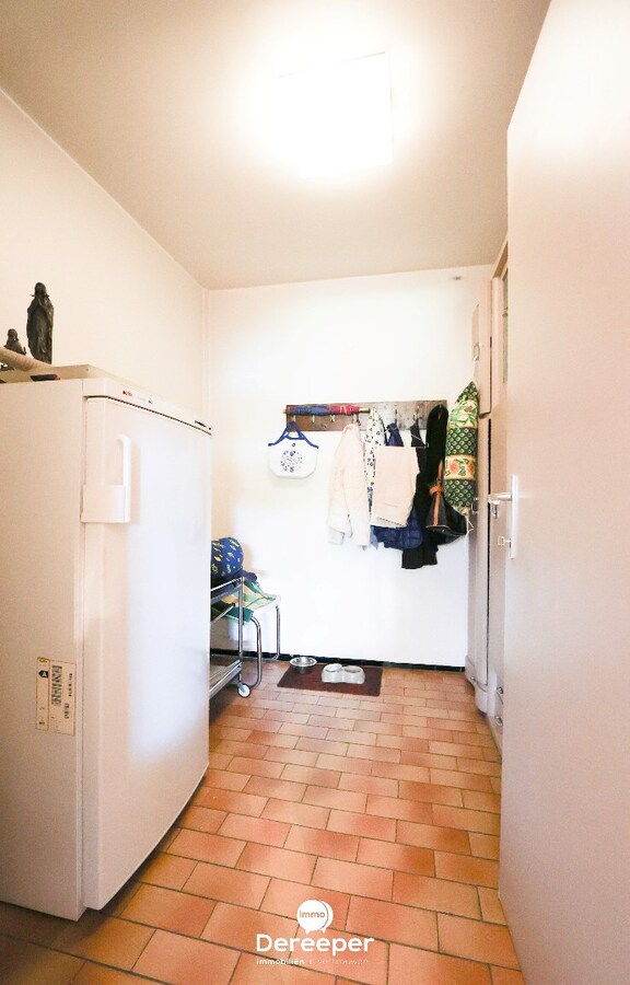 Karaktervolle woning met 3 slaapkamers en prachtige zuidgerichte tuin in hartje Jabbeke 