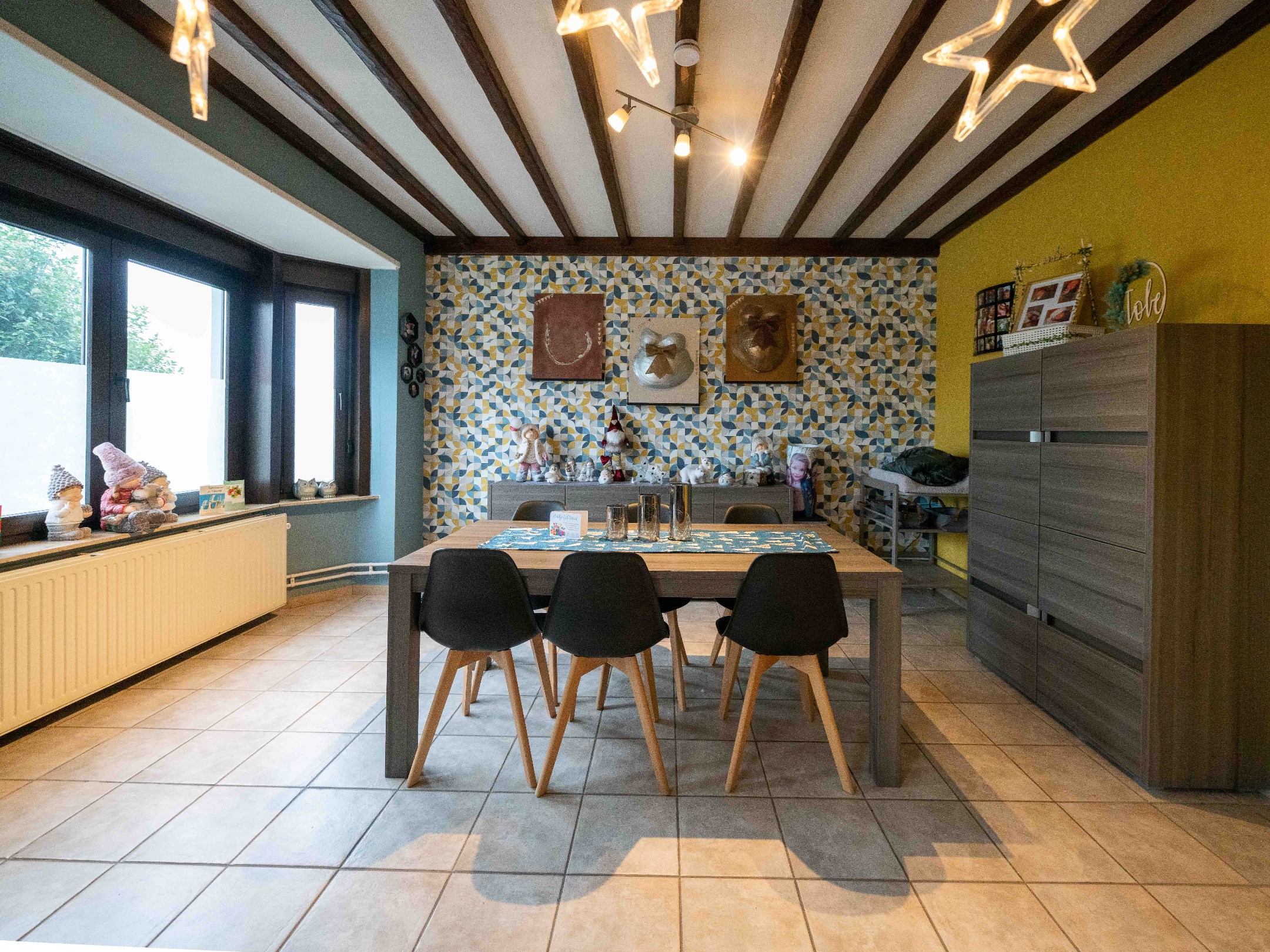 Eengezinswoning met 3 kamers, garage en tuin 