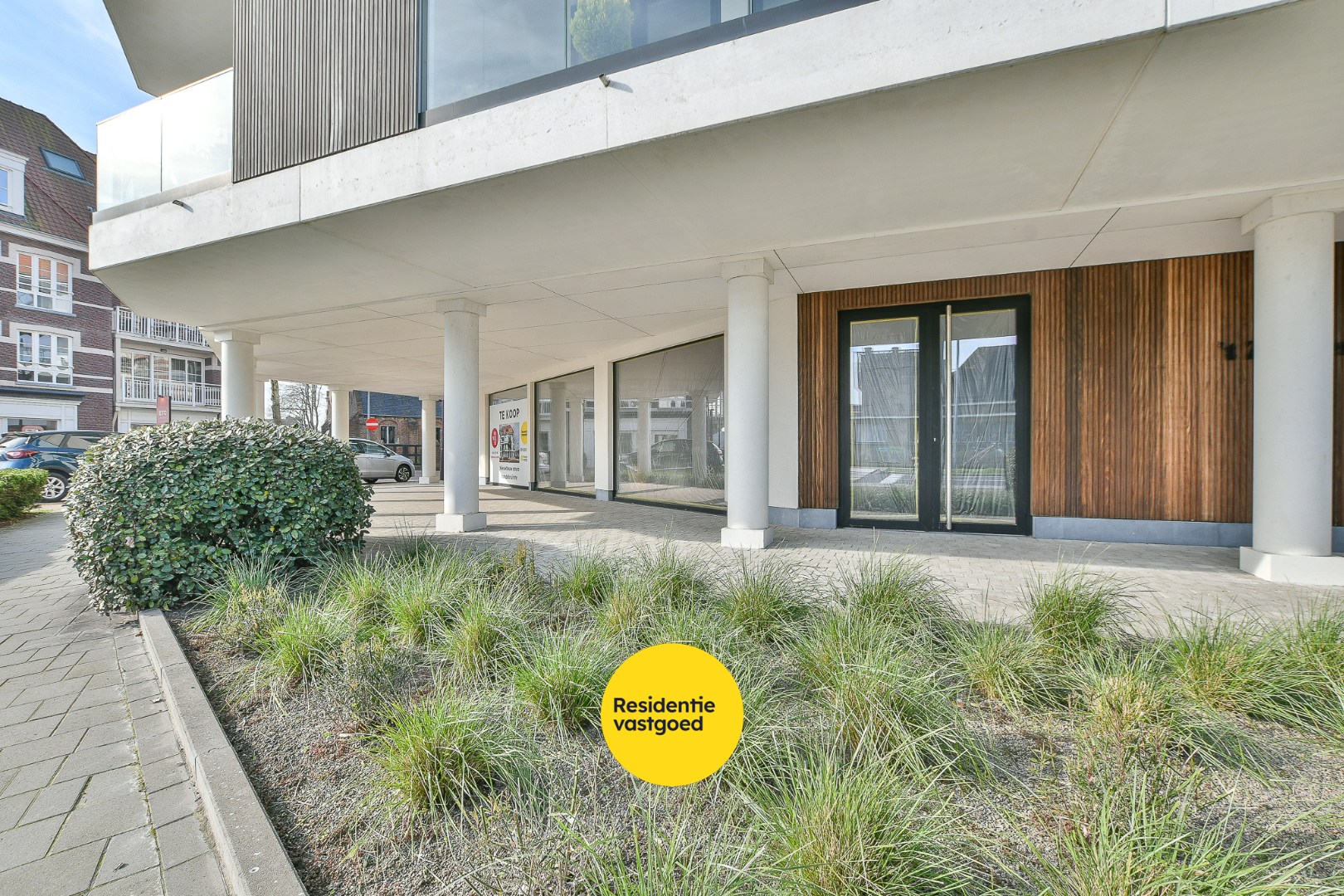 Handelspand op topligging in Wenduine – casco 200 m² 