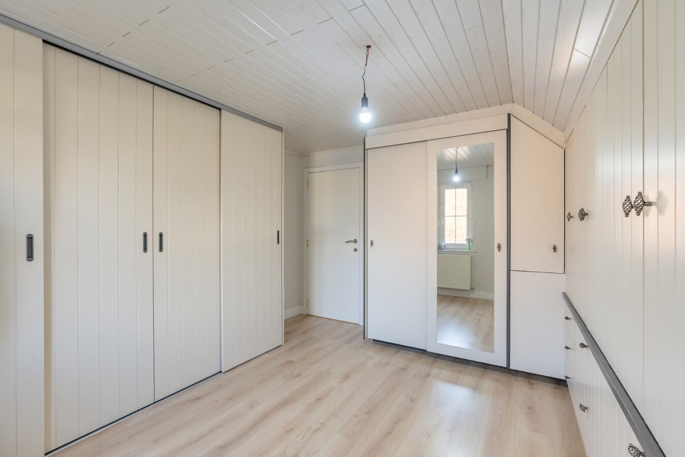 Prachtige ruim gerenoveerde woning. 