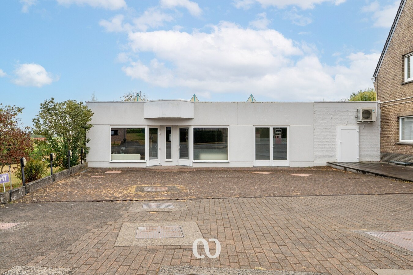 Te huur - Commercieel kantoor - Wortegem-Petegem