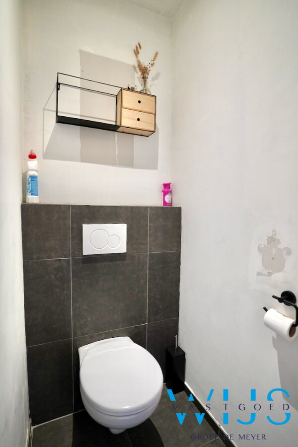 Instapklare gezinswoning te Lembeke ! 