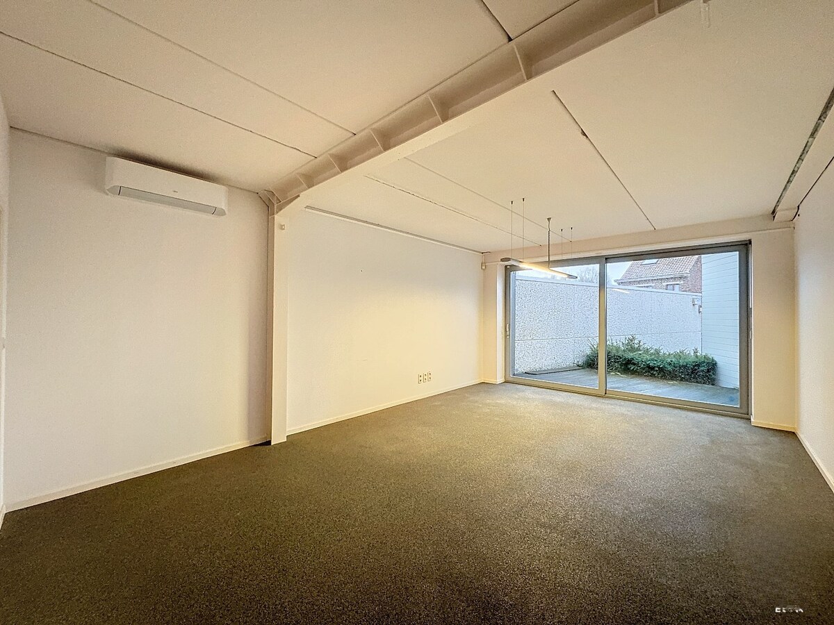 Top gelegen kantoorruimte te huur in Oudenaarde 