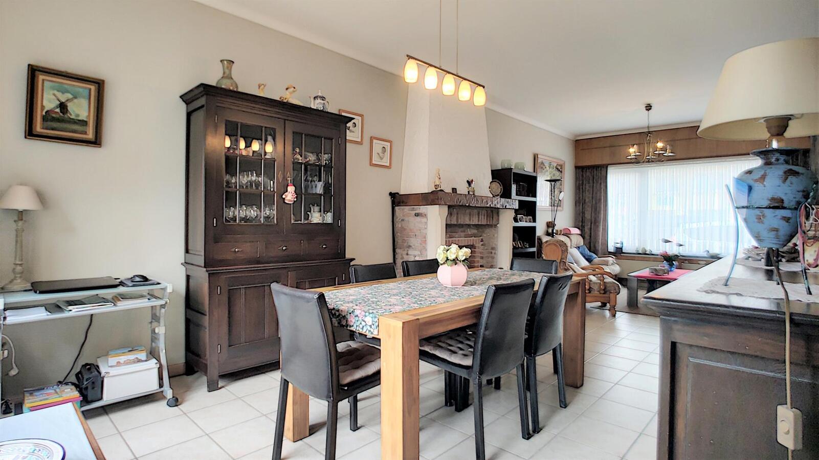 Ruime gezinswoning met tuin - Heist 