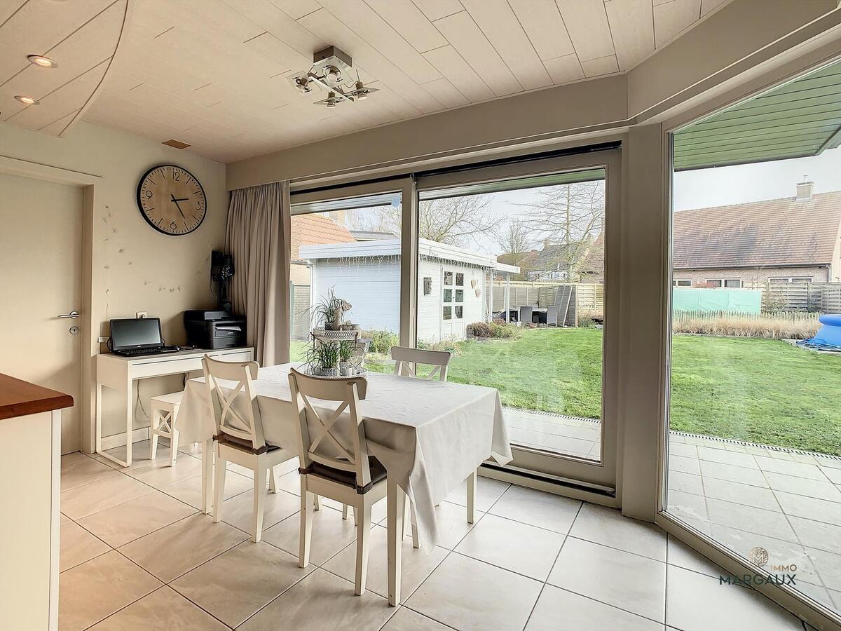 Rustig gelegen vrijstaande villa met grote tuin 