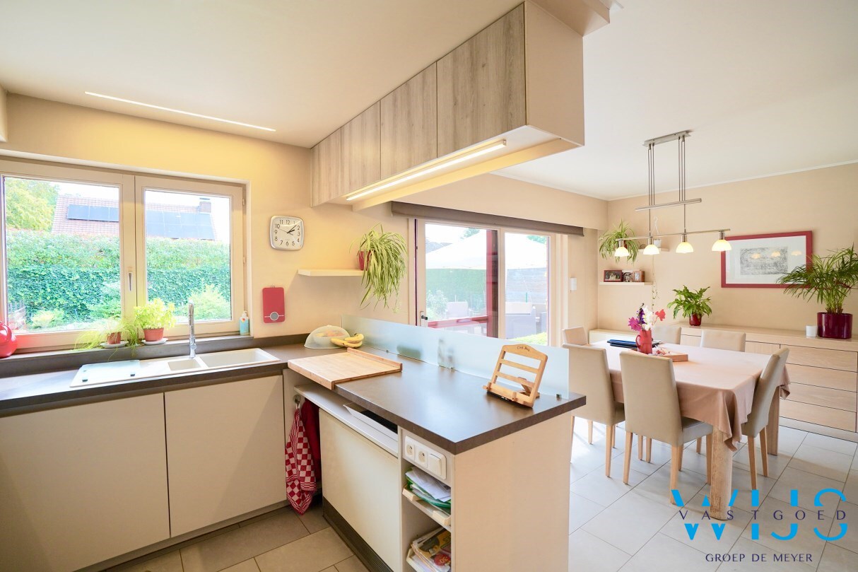 Ideaal woonhuis op TOPlocatie te Oostakker ! 