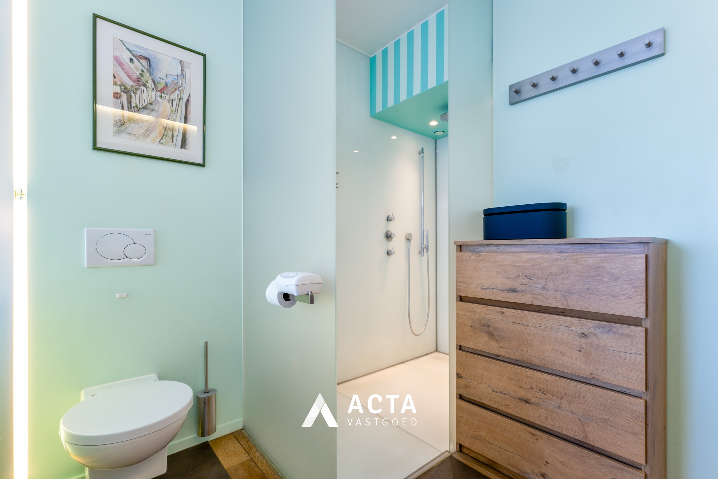 Luxueus dakappartement met 3 slaapkamers en panoramische terrassen in hartje Oostende 