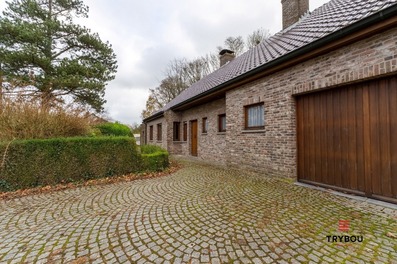 Unieke villa op de top van de Rodeberg te koop! 