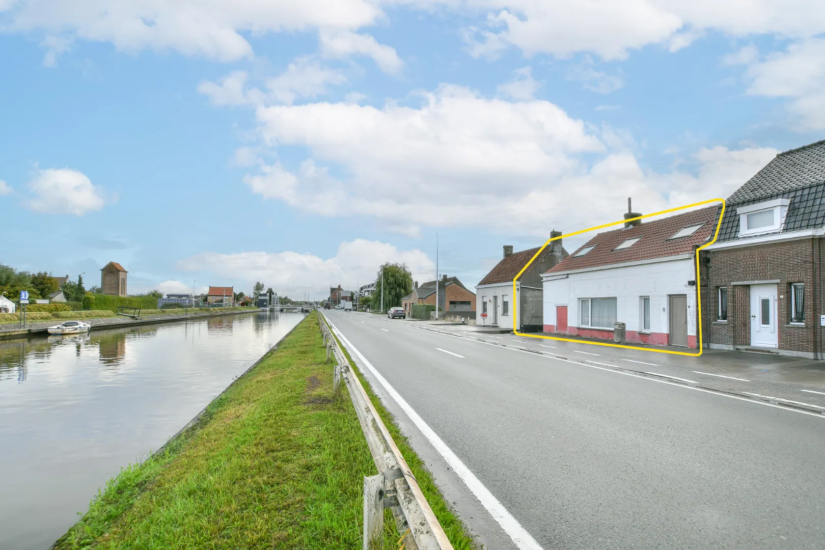 Halfopen woning met grote tuin kanaal Plassendale - Nieuwpoort