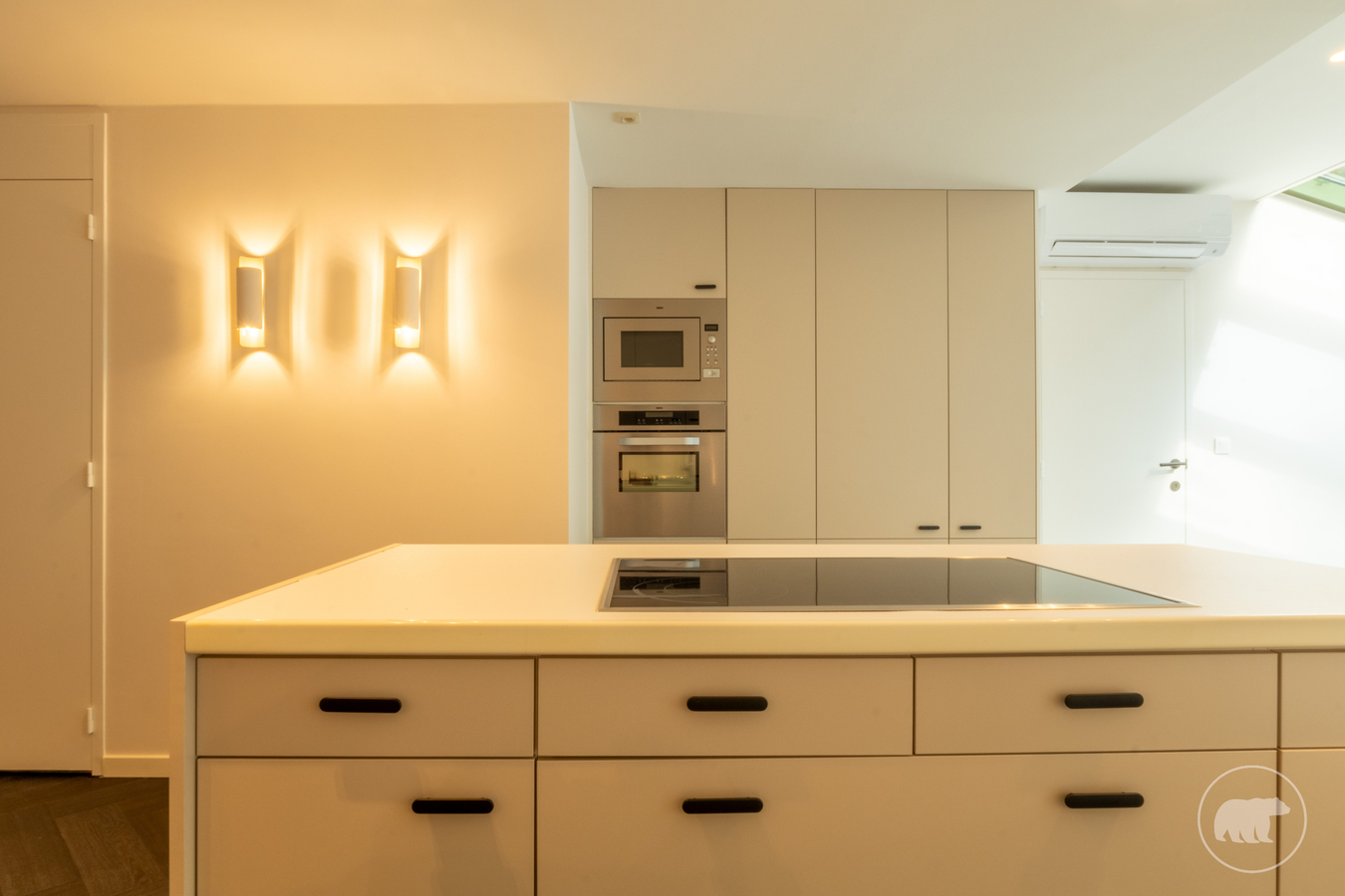 Gerenoveerd appartement aan het Groenevalleipark met ruim terras 