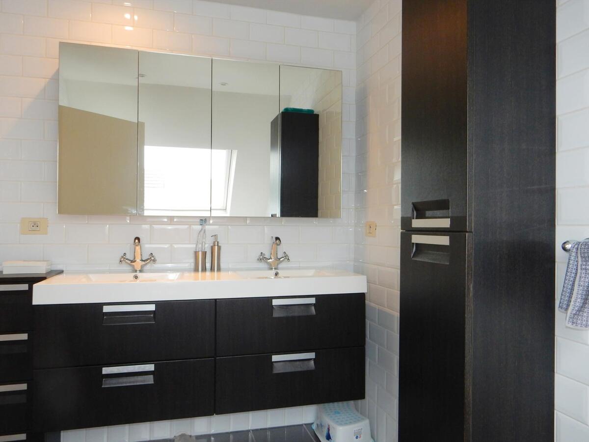 Alleenstaande villa met zonnige tuin op fantastische locatie 