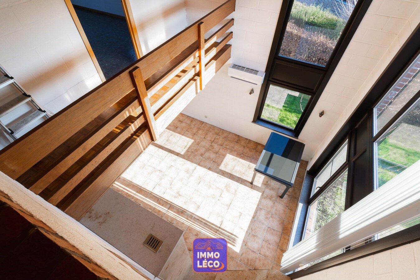 Villa d'architecte sur 744m² avec jardin et double garage, TOP SECTEUR ! 