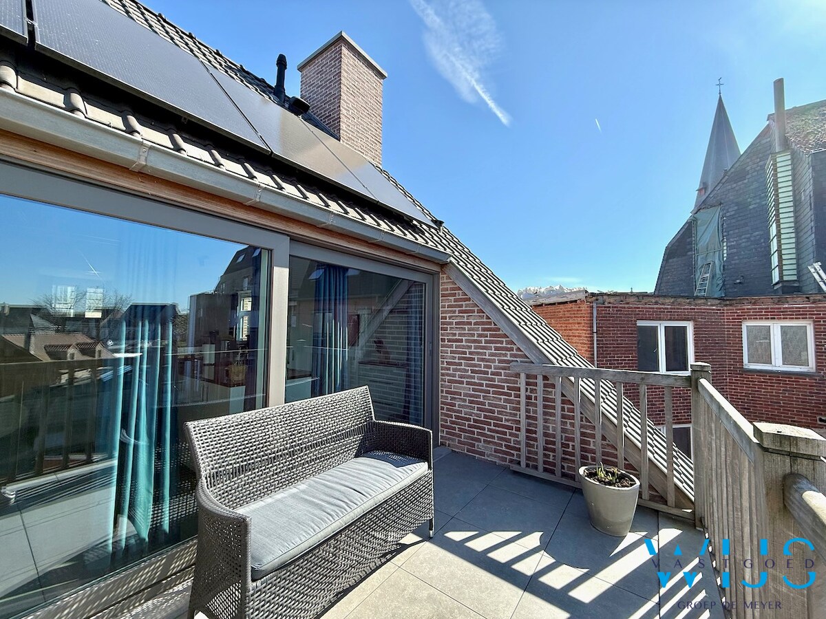 Instapklaar appartement met 2 slaapkamers &amp; terras te ASSENEDE ! 