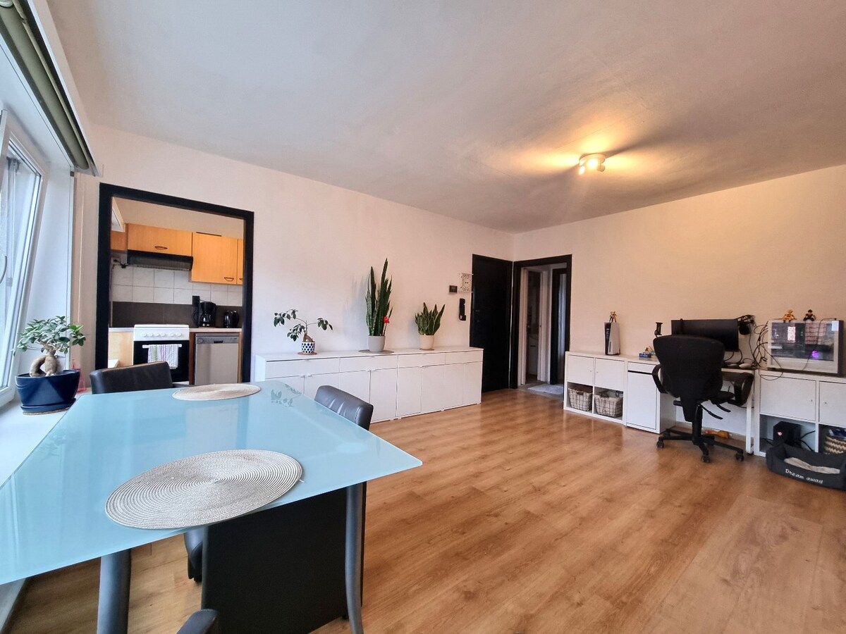 Goed gelegen, lichtrijk en ruim appartement in een kleinschalige residentie te Heist 