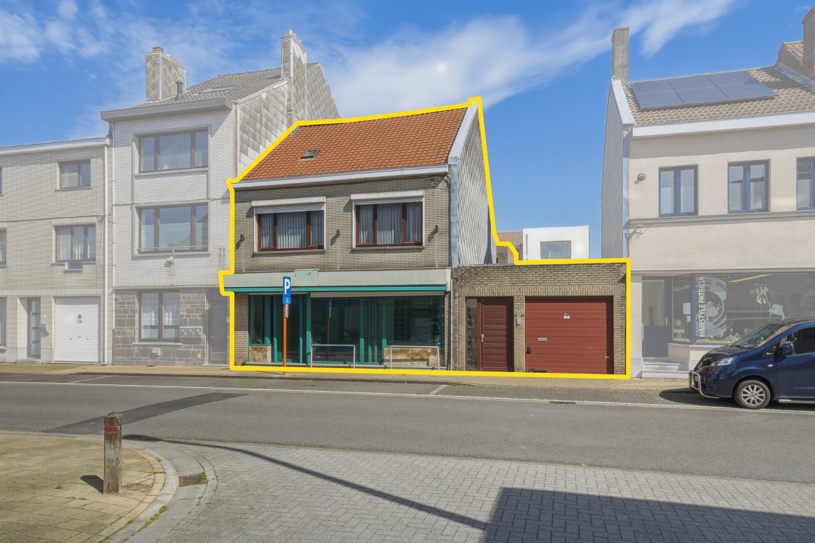 Ruime handelswoning met potentieel te Bredene 