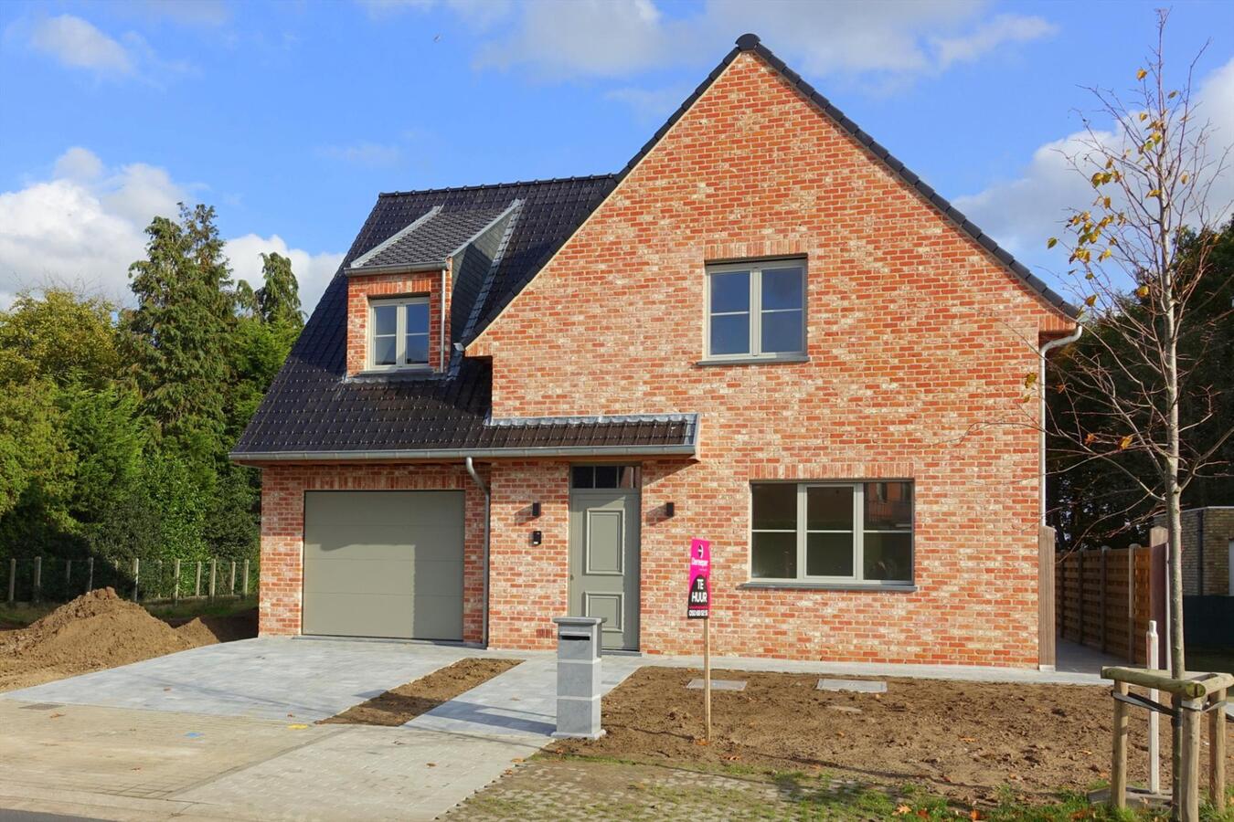 Moderne nieuwbouwvilla met 4 slaapkamers 