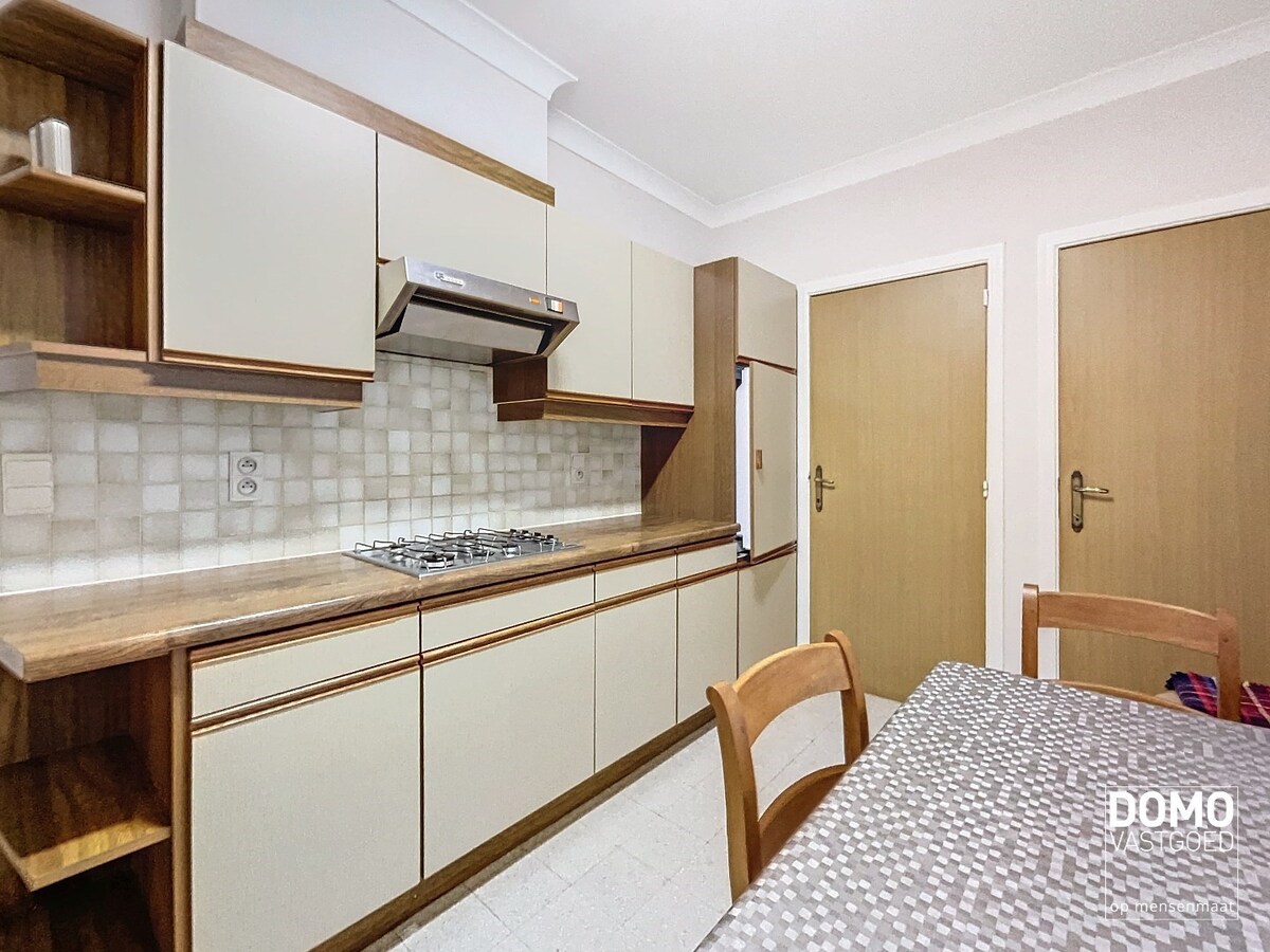 RUIME WONING MET GARAGE, TUIN &amp; 3 SLAAPKAMERS TE ALKEN 