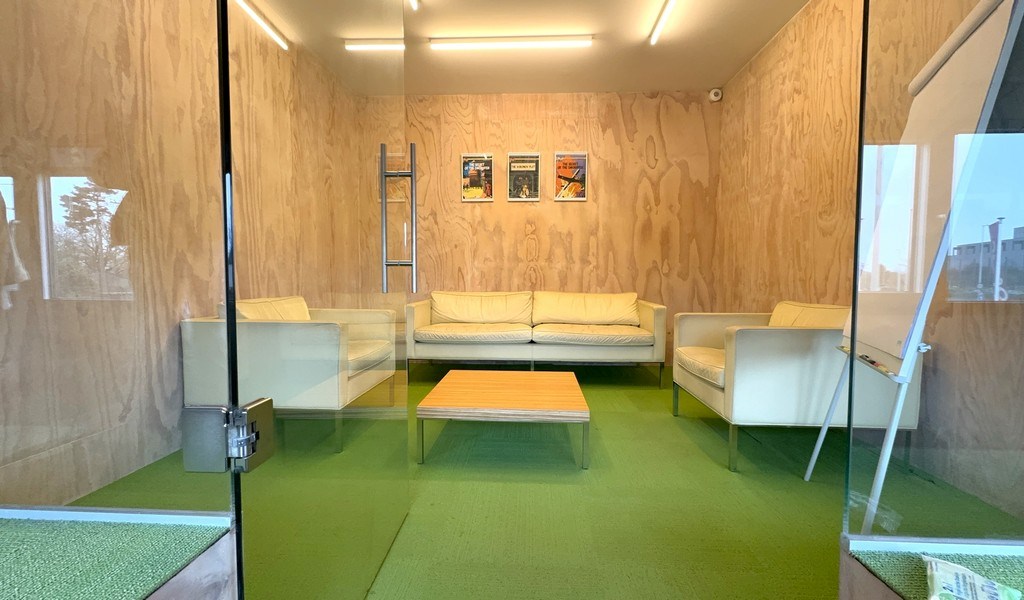 Kantoren te huur aan Kortrijksestw in Sint-Denijs-Westrem 