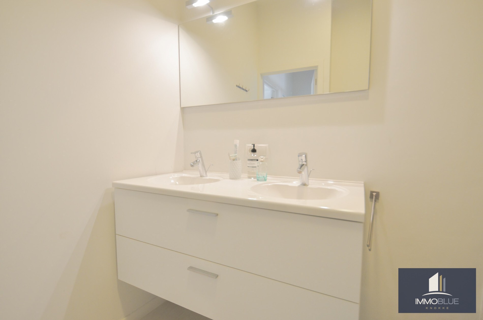 Rustig gelegen tuinappartement  gelegen nabij de Zoutelaan. 