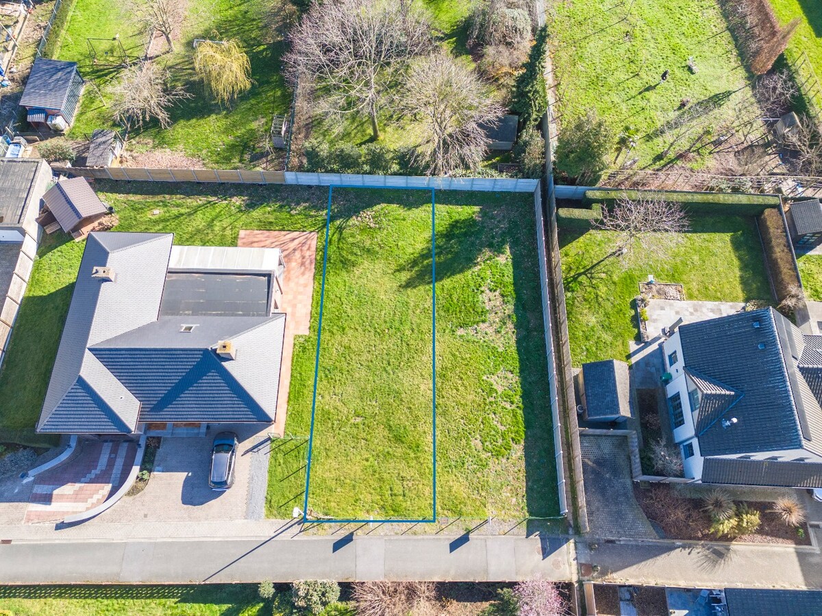 Residentieel gelegen bouwgrond voor HOB te Hillegem 