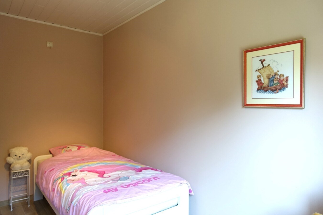 Rustig gelegen - perfect onderhouden - alleenstaande villa met 5 slaapkamers op 993 m² 