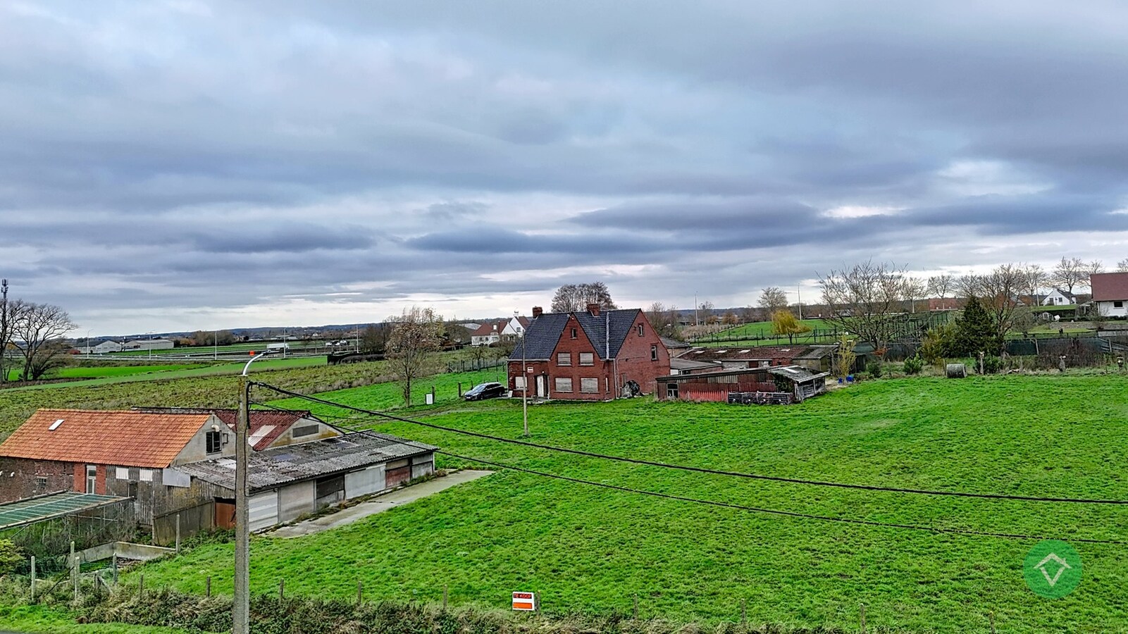 Alleenstaande woning met vergezichten te Zwevezele 
