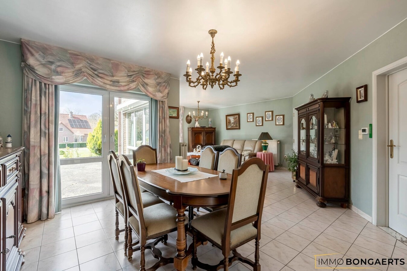 Ruime, rustig gelegen woning met drie slaapkamers 