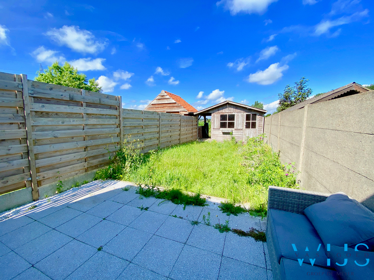 Instapklare en leuke gezinswoning in hartje EEKLO ! 