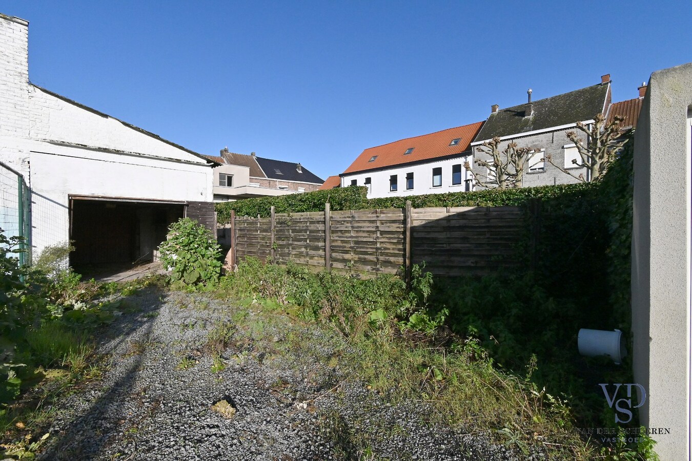 Ruime woning met tuin in centrum Eine ! 