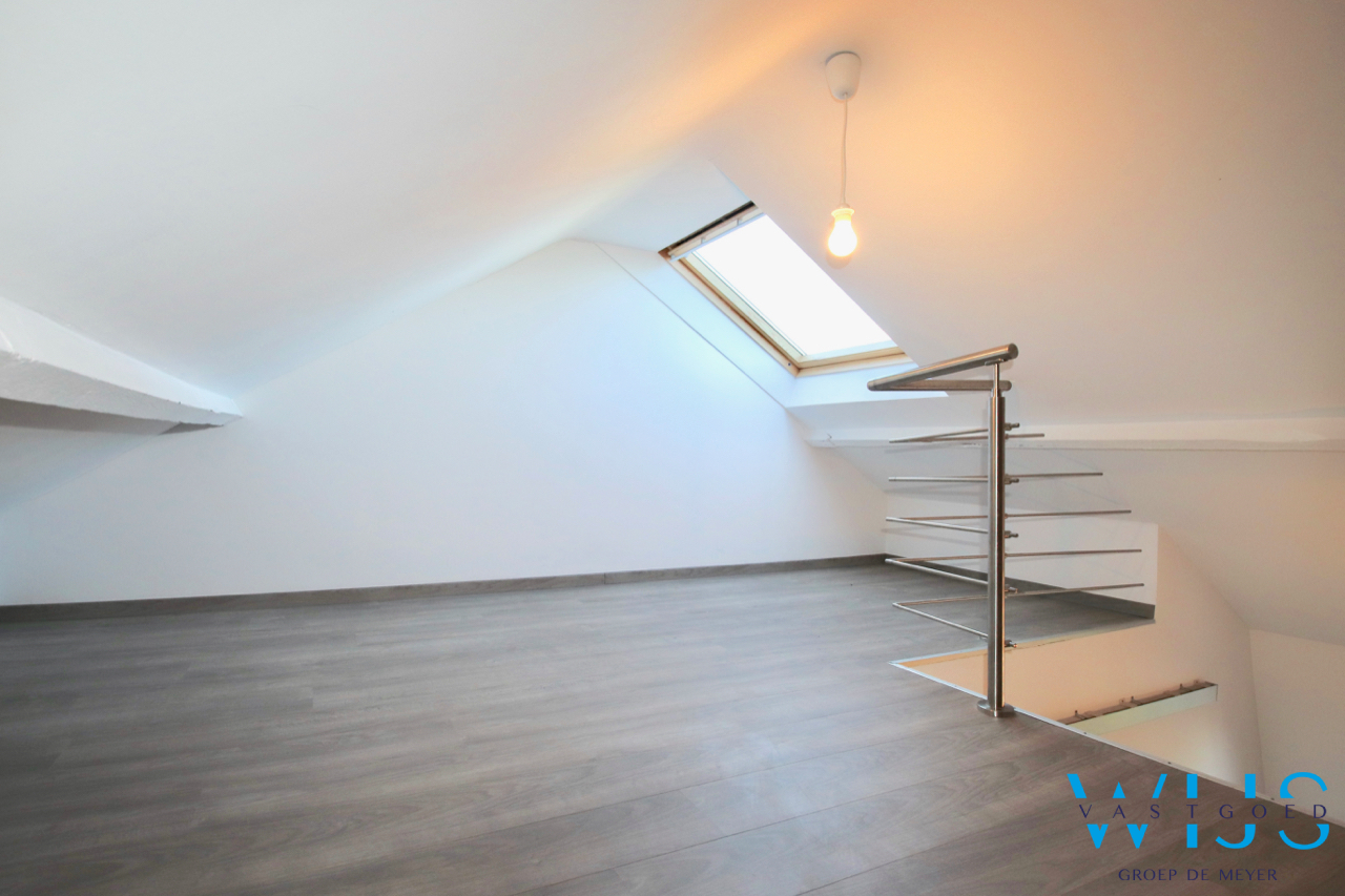 Instapklaar woonhuis met 2 slaapkamers &amp; tuin te SLEIDINGE ! 