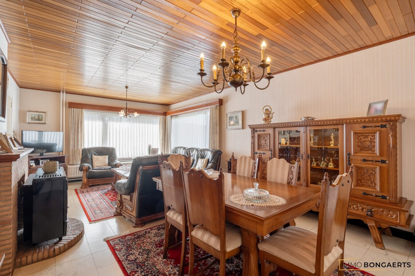 Rustig gelegen bungalow op een mooi perceel van 9 are 