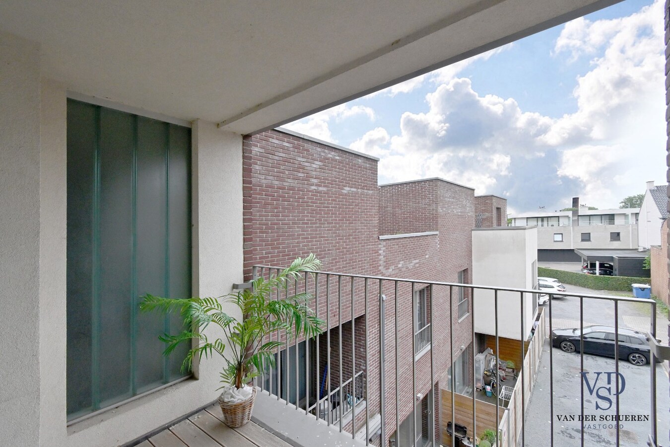 Eigentijds appartement in centrum Eke. 