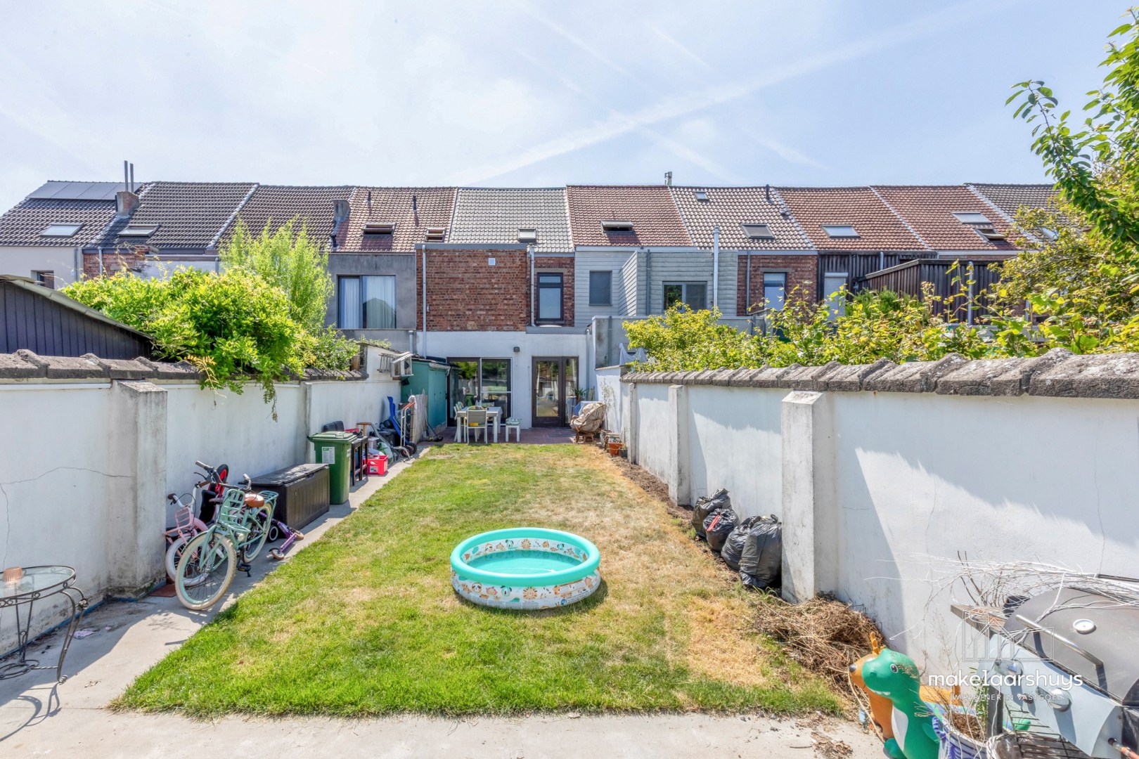 Ruime woning met 4 slpk en aangename tuin te Sint-Amandsberg 