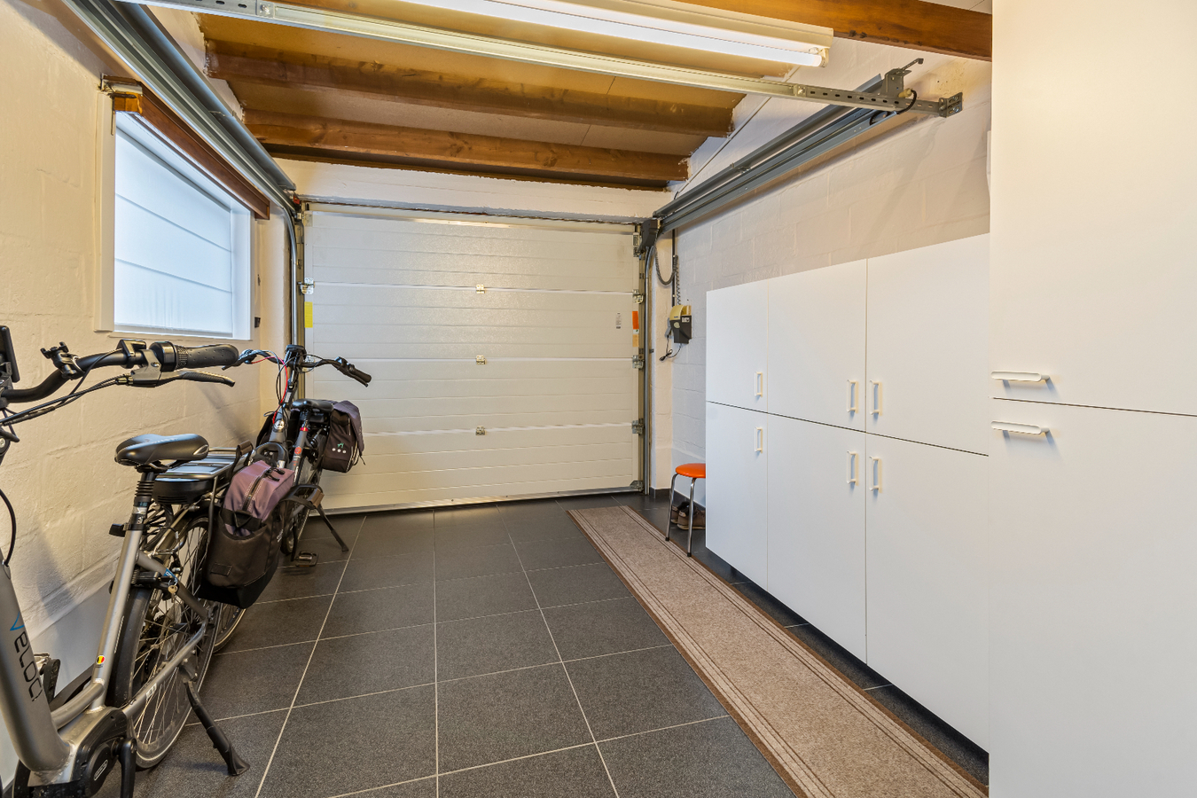 Tot in de puntjes afgewerkte woning in een doodlopende straat 