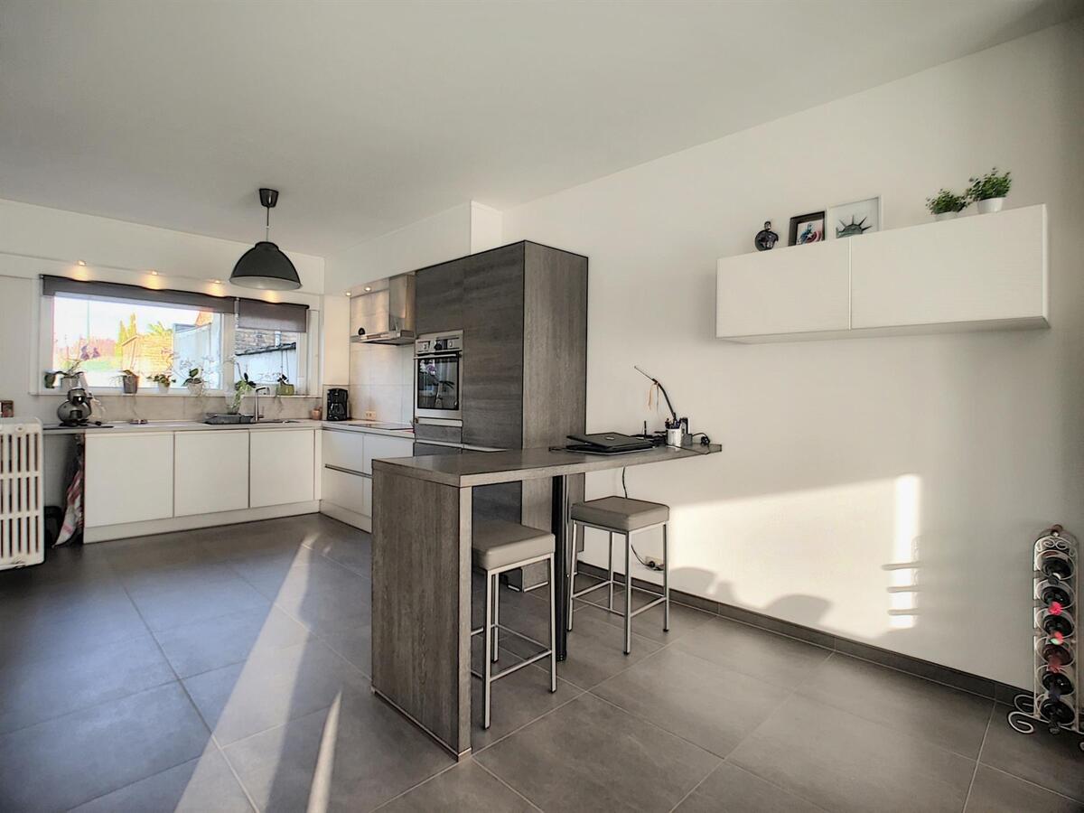 Knappe, lichtrijke halfopen woning - Knokke 