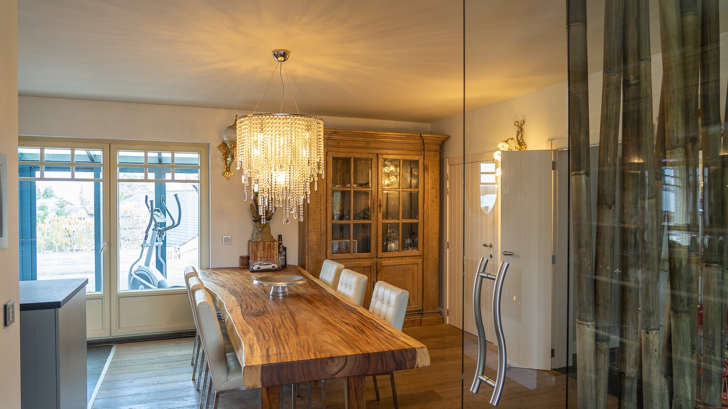 Handelscomplex / Praktijk / Showroom / Horeca / Wellnesskliniek / Villa/ ...op 4.367 m². 