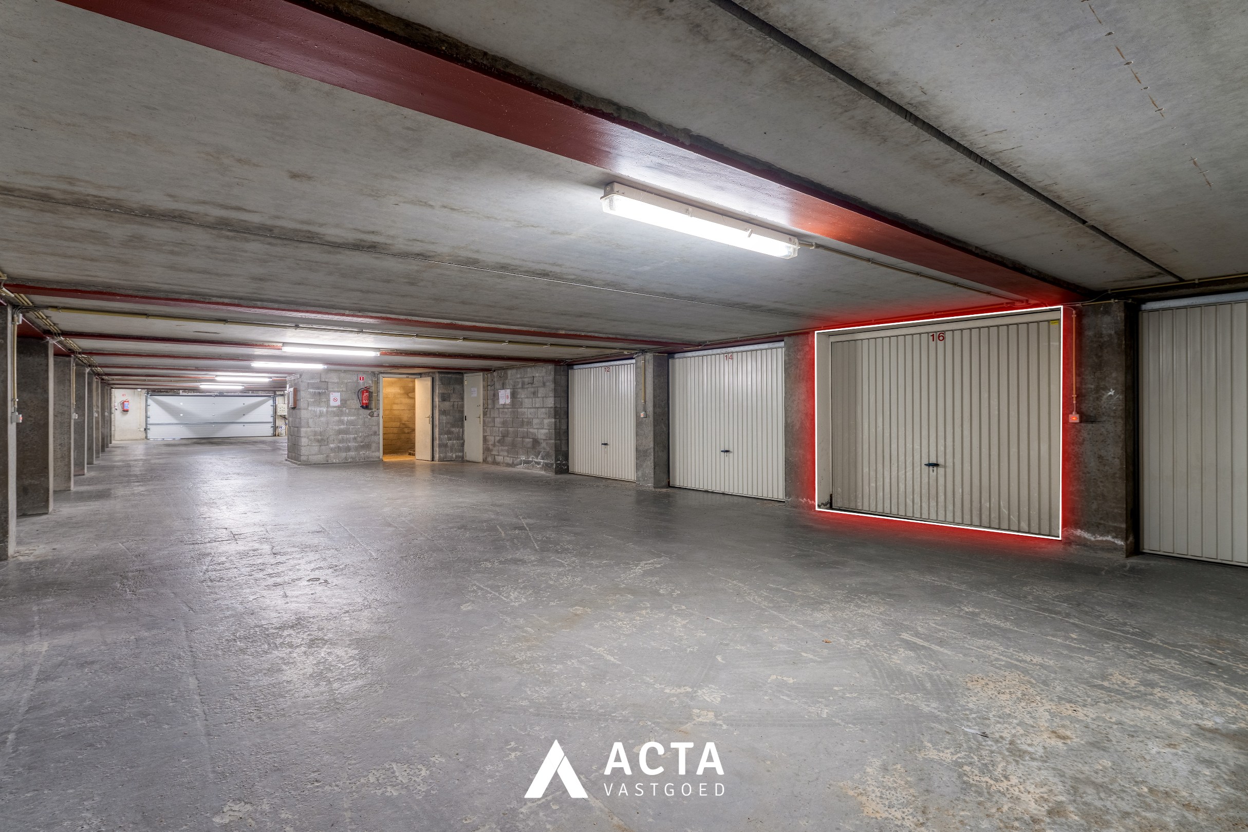 Gelijkvloers 3-slpk-appartement+tuin in Mariakerke 